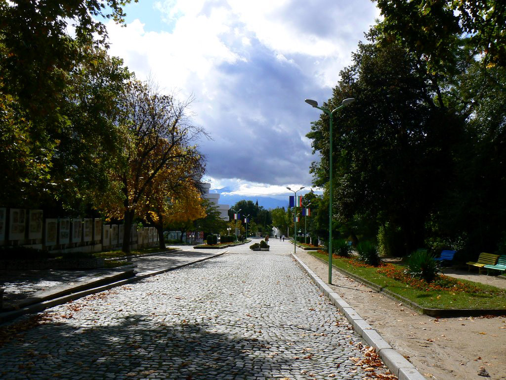 Sandanski Park entrance