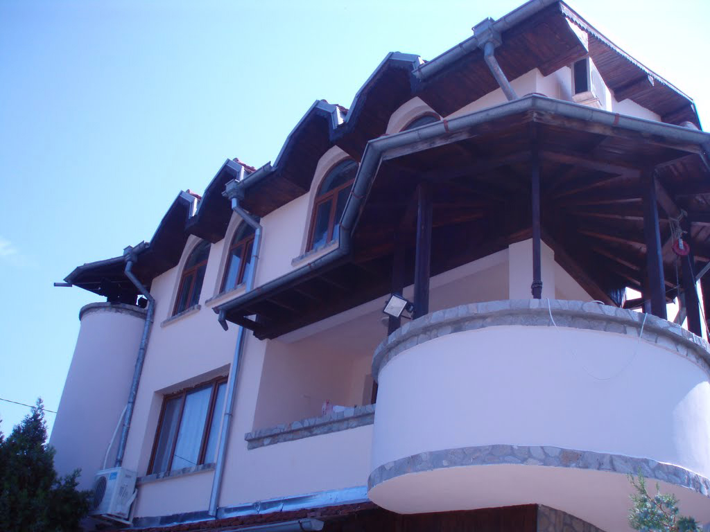 Tipic Bulgarian architecture, house of Strumyani