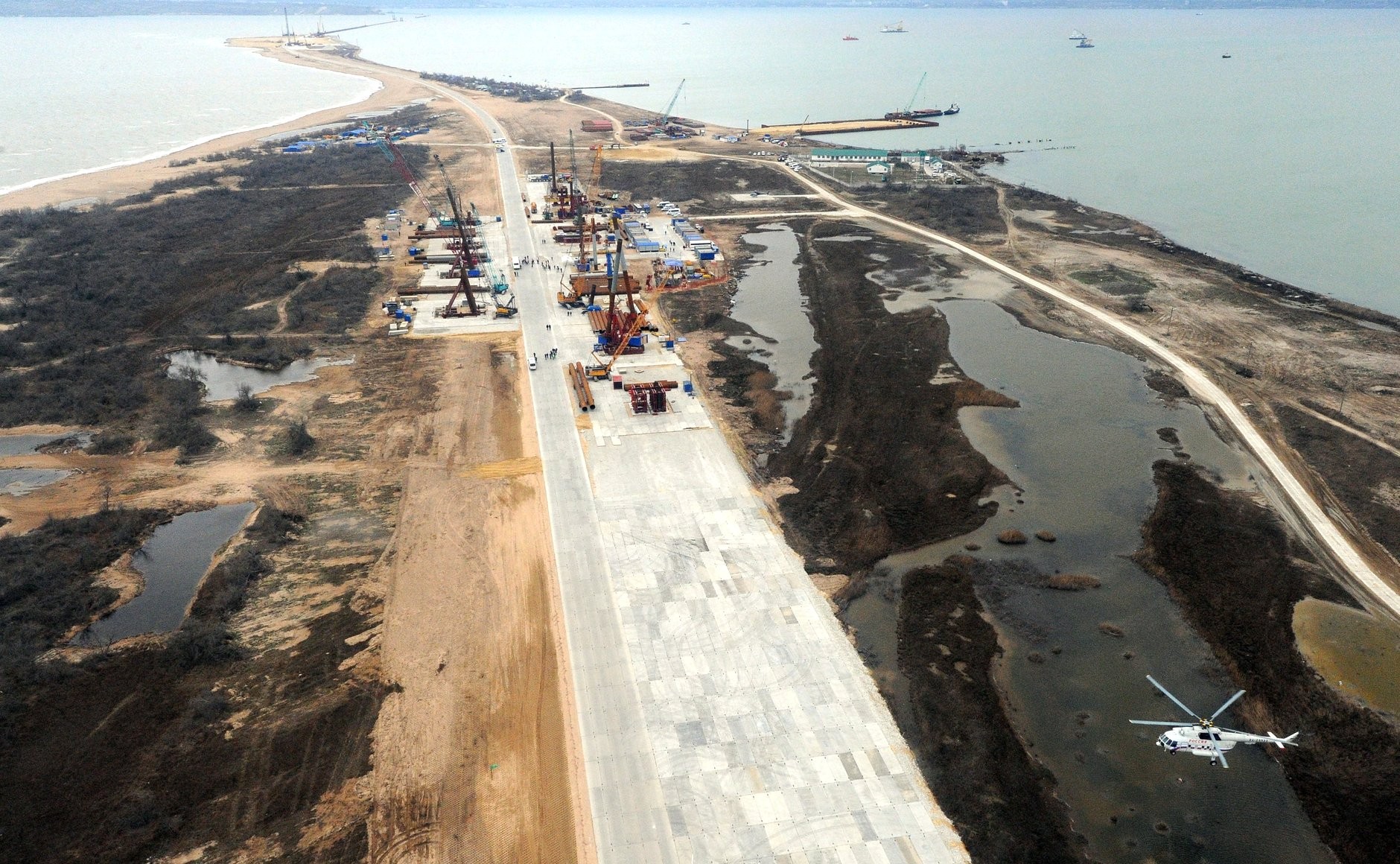 The Kerch bridge under construction