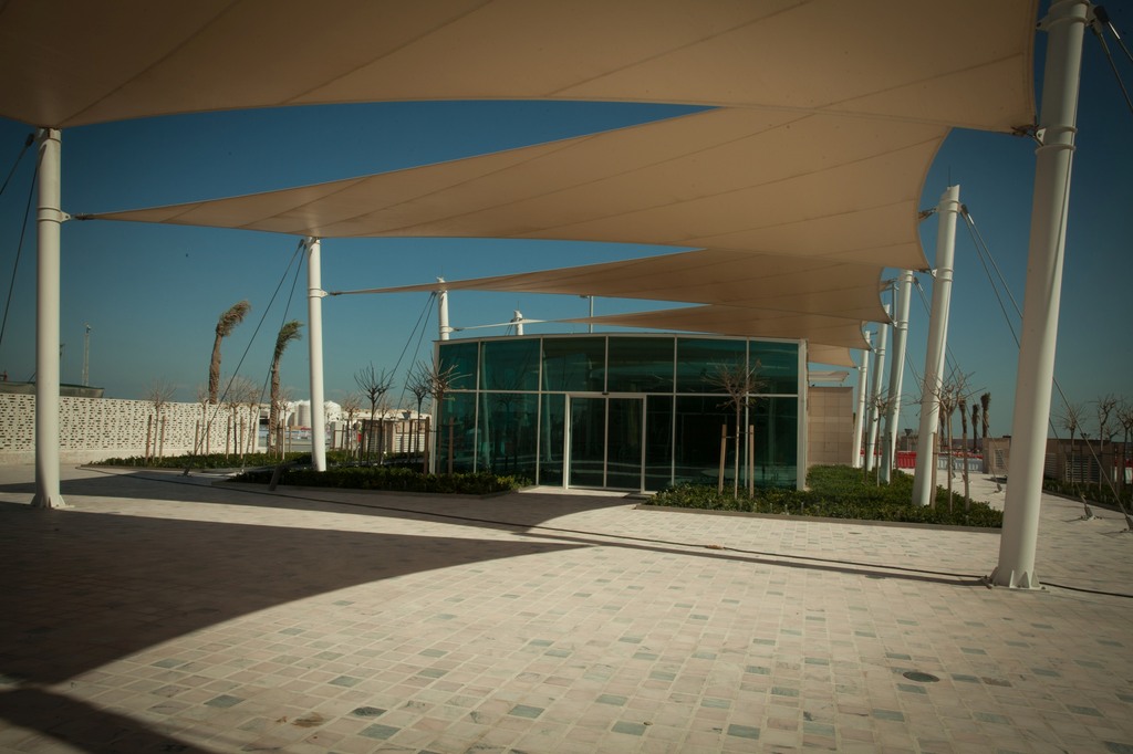 Car parking marina district