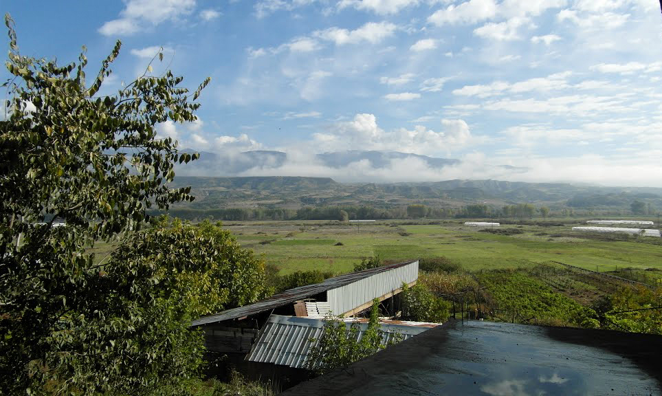 View of the valley from Mikrevo
