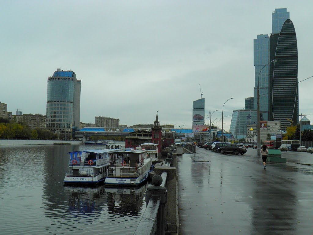 Moskva River pier