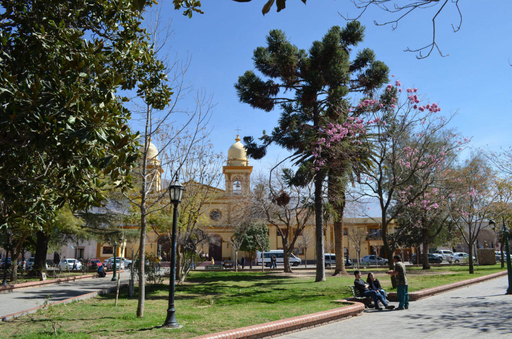 20 de Febrero square
