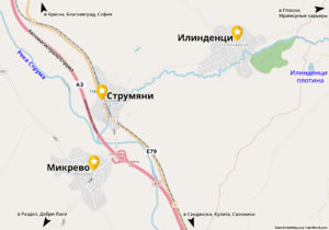 Струмяни расположен на восточном берегу реки Струма, в Микрево на западном берегу, в окружении посевных полей. Илинденци находится на более высокой высоте, где рельеф начинает уступать горам Пирин